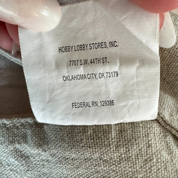 Linen Table Runner - Picture 6 of 7